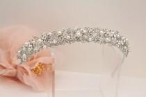 Wedding tiara and crowns Pearl Tiara Bridal tiara Wedding wreaths Crystal Tiara crown Wedding Bridal hair piece Boho wedding headband tiara wedding photo - Wedding tiara and crowns Pearl Tiara Bridal tiara Wedding wreaths Crystal Tiara crown Wedding Bridal hair piece Boho wedding headband tiara