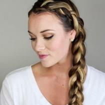 3 Ways To Perfect A Side Braid #sidebraid #hairtutorial #beauty wedding photo - 3 Ways To Perfect A Side Braid #sidebraid #hairtutorial #beauty
