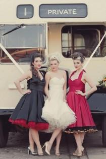 wedding photo - Step Back In Time With A Flirty 50s-inspired Bridal Photoshoot