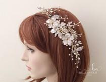 Gold bridal comb Bridesmaids hair piece Gold rhinestone comb Bridal hair accessories Wedding head piece Bridal gold hairpiece Brides comb wedding photo - Gold bridal comb Bridesmaids hair piece Gold rhinestone comb Bridal hair accessories Wedding head piece Bridal gold hairpiece Brides comb