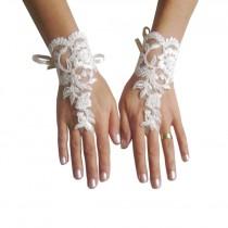 wedding photo -  ivory Wedding Glove, lace gloves, Fingerless Glove, wedding gown, UNIQUE Bridal glove, wedding bride, bridal gloves, bridetobe, prom