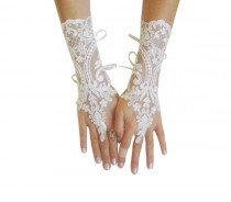 wedding photo -  Ivory Wedding gloves, bridal gloves, lace gloves, fingerless gloves, french lace gloves, bridal accessories, lace gauntlets, long gloves