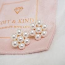 wedding photo - Pearl stud earrings, Kate middleton flower earrings, Wedding pearl earrings, Bridesmaid gift, Mothers day gift, Bridal earrings