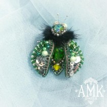 wedding photo -  Bug brooch with chrystals and sequins, embroided bug, beetle brooch, beetle with bendable wings, green beetle, green bug, gift for her