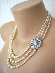 wedding photo -  Vintage Three Strand Pearl Necklace, Vintage Bridal Pearls, Pearl Necklace With Side Clasp, Cream Pearls, Wedding Necklace, Art Deco Style