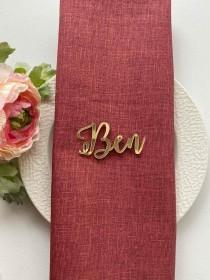 Wedding Place cards, Laser cut name sign , Gold Mirror Laser Cut Names wedding photo - Wedding Place cards, Laser cut name sign , Gold Mirror Laser Cut Names