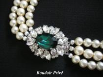 wedding photo -  Vintage 1950s Pearl And Emerald Rhinestone Necklace
