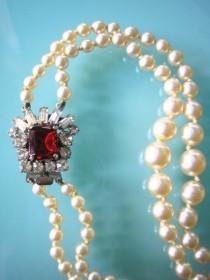 wedding photo -  Vintage Pearl Necklace With Ruby Red Clasp, Pearls With Side Clasp, 2 Strand Pearls, Cream Pearls, Vintage Bridal Pearls, Art Deco Style