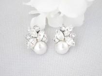 wedding photo -  Swarovski cluster stud earrings, Rhinestone bridal earrings, Pearl wedding earrings, Vintage style crystal jewelry, Mother of Bride earrings
