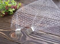 Wedding bandeau birdcage Veil, Bridal blusher veil, Ivory Mini Veil, 9 inch Face veil, Small hair vail, Simple birdcage veil on combs wedding photo - Wedding bandeau birdcage Veil, Bridal blusher veil, Ivory Mini Veil, 9 inch Face veil, Small hair vail, Simple birdcage veil on combs