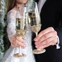 wedding photo - wedding glasses for bride and groom gold wedding flutes engraved,wedding toast champagne flutes,wedding toast set,wedding toast glasses