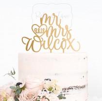 wedding photo - Personalized Wedding Cake Topper 