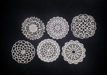 wedding photo - 32 ASSORTED DOILIES - Ready To Use & Edible - Cakes, Cupcakes, Or Cookies