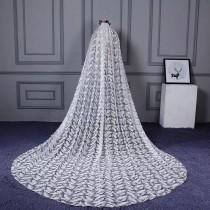 Cathedral Ivory Wedding Veil with Embroidery,Ivory Bridal Veil-Ivory Veil,Chapel Veil,Ivory Wedding Veil with comb,Feather detailed veil wedding photo - Cathedral Ivory Wedding Veil with Embroidery,Ivory Bridal Veil-Ivory Veil,Chapel Veil,Ivory Wedding Veil with comb,Feather detailed veil