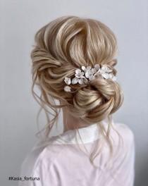 wedding photo - Bridal Ivory Floral Hair Comb, Flower Hair Comb, Bridal Hair Flower, Flower Hair Vine, White Flower Comb, Gold Flower Hair Comb