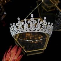 wedding photo - Crystal Wedding Crown/ Swarovski Crown/ Bridal Hair Jewelry/ Silver Bridal Tiara/ Brides Crystal Headpiece/ Majestic Crown/ Luxury Tiaras