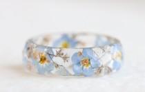 wedding photo - Nature Ring with Pressed Forget-Me-Not and Gypsophila Flowers and Gold Flakes - Nature Inspired Jewellery - Faceted Ring with Real Flowers