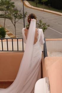 wedding photo - Silky morbidly tudled smooth wedding veil