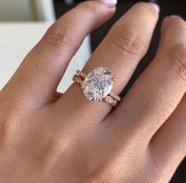wedding photo - 2.50 carats Oval Shape Moissanite Engagement ring, Wedding Engagement Ring, Oval Moissanite Ring Set, Moissanite ring for Her