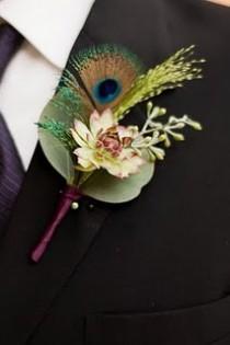 wedding photo - Peacock Boutonniere ♥ Einzigartige Boutonniere für den Bräutigam