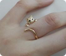 wedding photo - Cute Unusual Wedding Ring Idea 