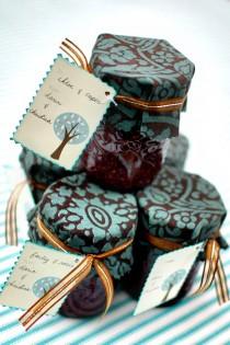 wedding photo -  Unique Wedding Favor Ideas ♥ Creative Wedding Favor Ideas 