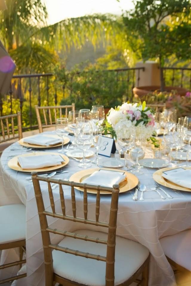 How To Dress A Wedding Table 7