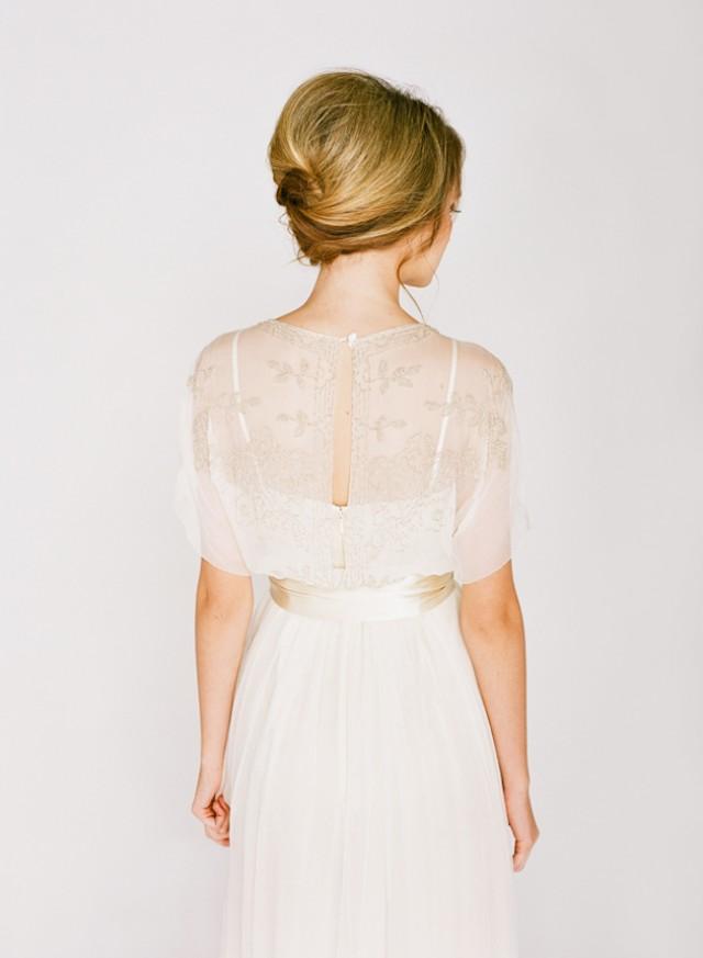 Wedding Hair Inspiration Tutorials The French Twist Bridal Wedding Hair Inspiration Tutorials The French Twist Bridal Musings Weddbook