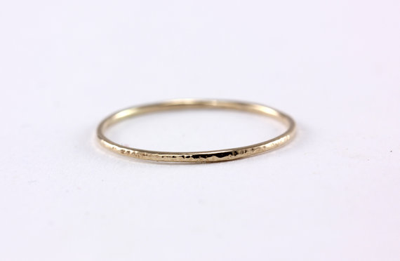 14k Yellow Solid Gold Thin Simple Hammer Texture Band Ring - Wedding ...