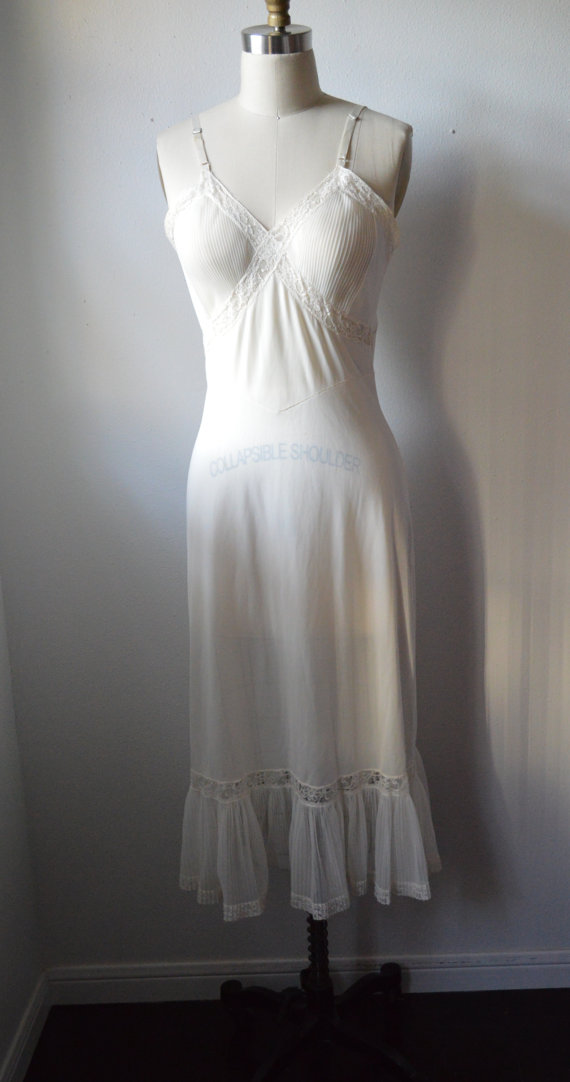Vintage Slip 1950s White Crystal Pleat Slip 8 Inch Lace And Pleat ...