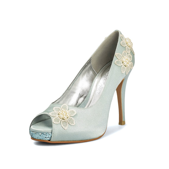Something Blue Daisy Wedding Shoe, Floral Lace Bridal Heel, Blue ...
