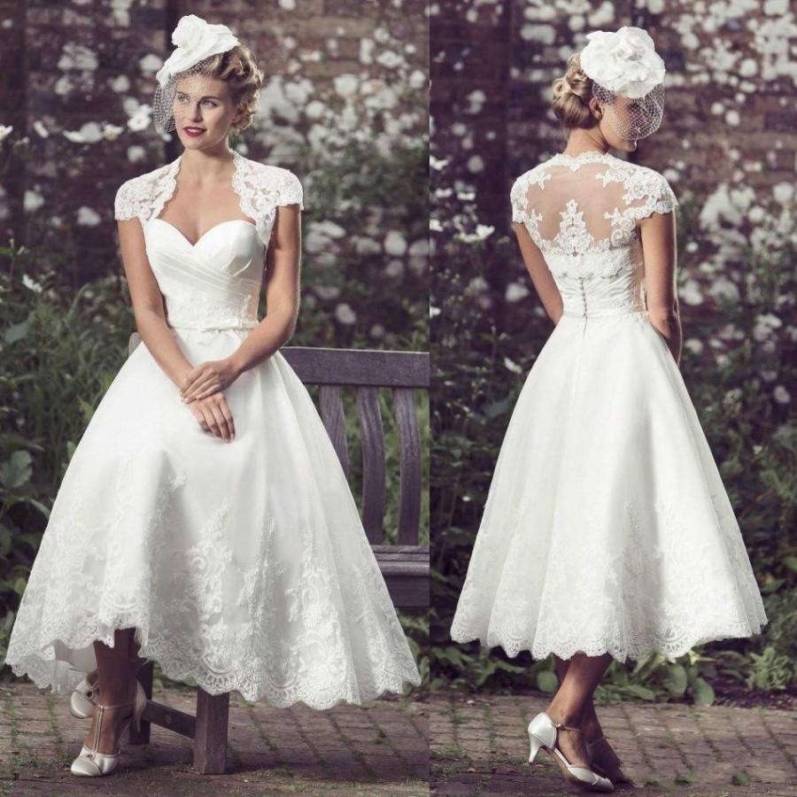 Beach Short Lace Wedding Dresses 2016 Capped Garden Applique Sweetheart ...